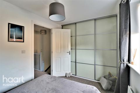 1 Centenary Way, Raunds, Wellingborough, NN9 6UL