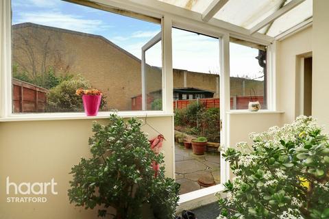 75 Caistor Park Road, London, E15 3PS