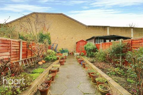75 Caistor Park Road, London, E15 3PS