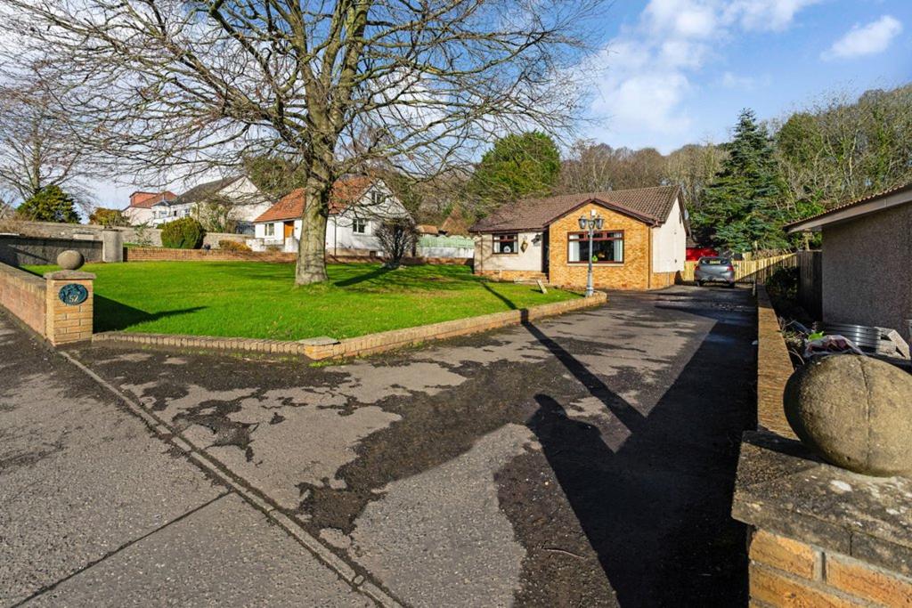 Woodend Road, Cardenden, KY5 3 bed bungalow £249,500