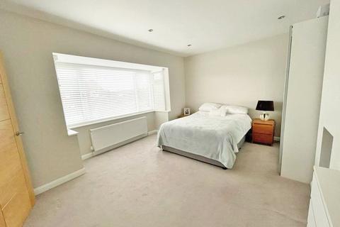45 Highfield Road, Bourne End, SL8 5BE