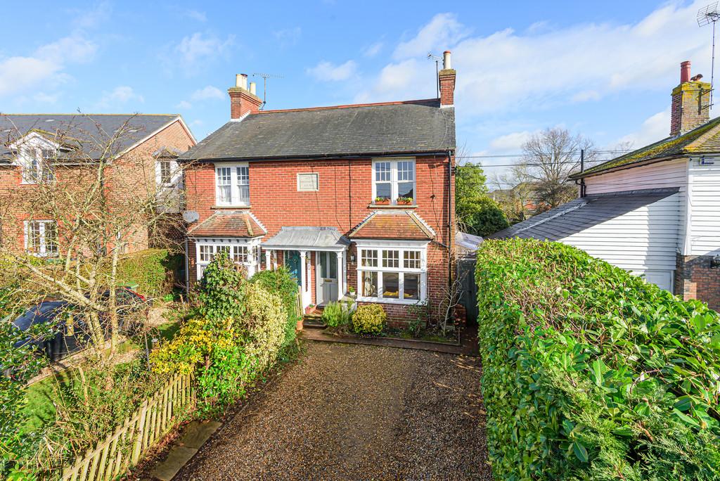 Smarden Road, Headcorn 3 bed semidetached house £400,000