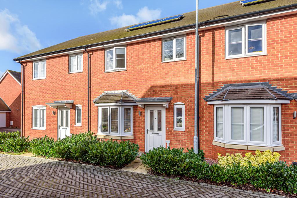 Friars Court, Maidstone 3 bed terraced house £325,000