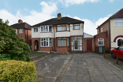 71 Stroud Road, Shirley, Solihull, B90 2JT