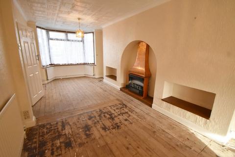 71 Stroud Road, Shirley, Solihull, B90 2JT