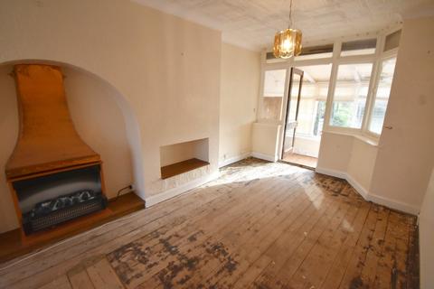 71 Stroud Road, Shirley, Solihull, B90 2JT