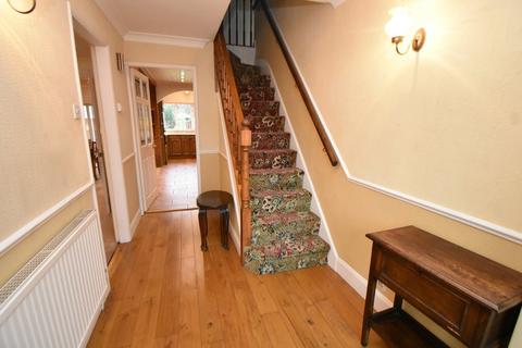 22 Burman Road, Shirley, Solihull, B90 2BG