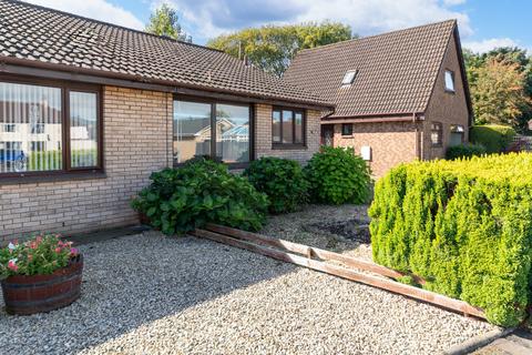 2 bedroom semi-detached bungalow to rent, Downs Crescent, Alloa FK10