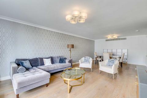 3 bedroom apartment to rent, Rutland Gate, Knightsbridge SW7