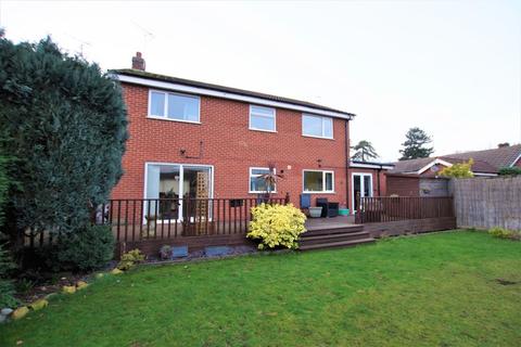 27a Holly Road, Uttoxeter, ST14 7ND