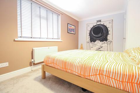 7 Grandison Close, The Prinnels, Swindon, SN5 6NB