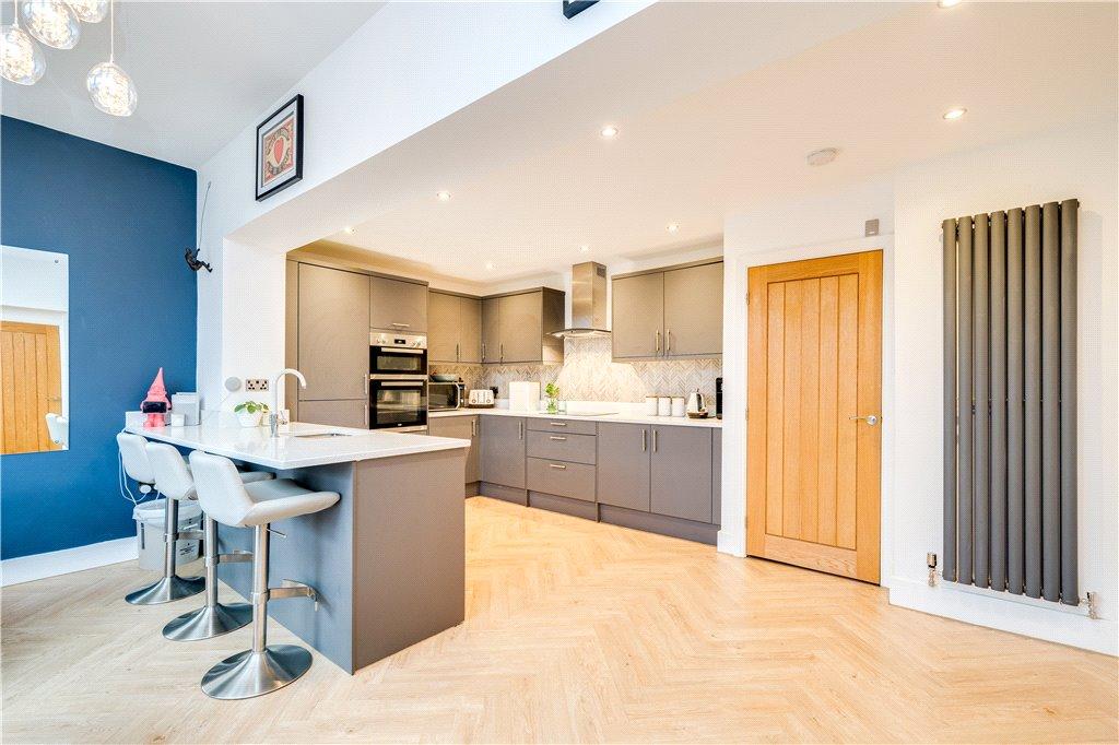 Breakfast Bar