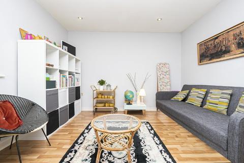 31 Clementine Walk, Woodford Green, IG8 9GT