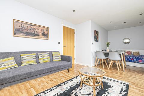 31 Clementine Walk, Woodford Green, IG8 9GT