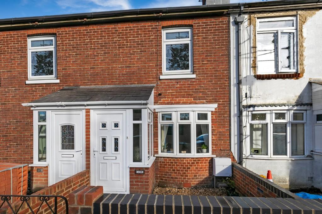 Alresford Road, Winchester, SO23 2 bed terraced house £425,000
