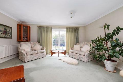 1a Cross Lane, Bexley, DA5 1HZ