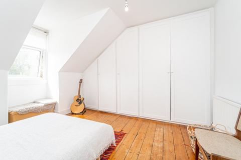 65c Crouch Hill, London, N4 4AJ