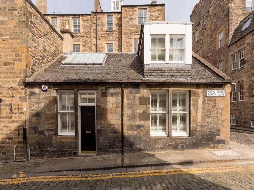 Young Street North Lane, Edinburgh... 3 bed house £795,000