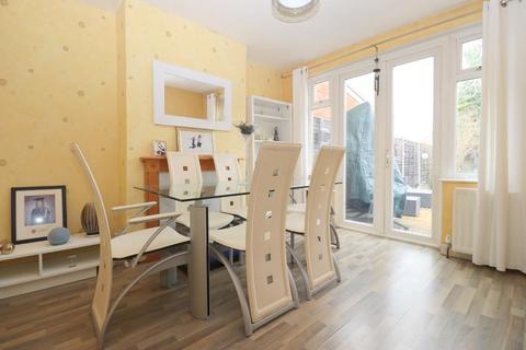 12 Britannia Avenue, Luton, LU3 1XD
