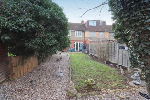 12 Britannia Avenue, Luton, LU3 1XD