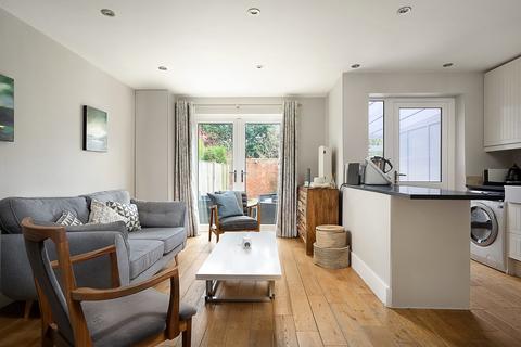 59 The Close, Henley-on-thames, RG9 1SR