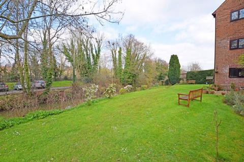 1 bedroom flat for sale, Mill Lane, Uckfield