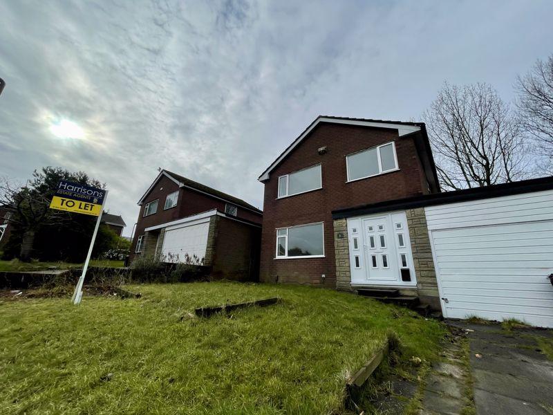 Winton Grove, Ladybridge, Bolton, Lancashire 3 bed detached house £