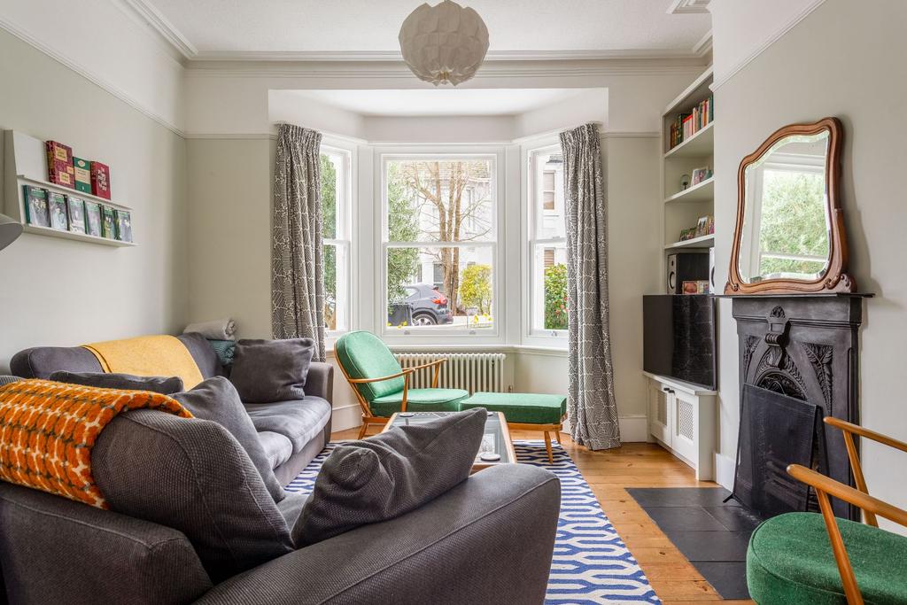 Chester Terrace, Brighton 4 bed character property £850,000
