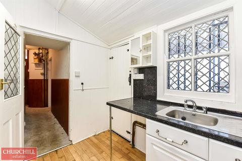 92 Canrobert Street, London, E2 6PX