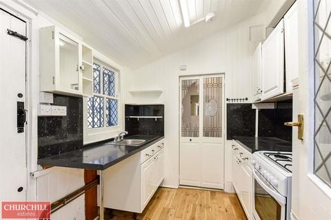 92 Canrobert Street, London, E2 6PX