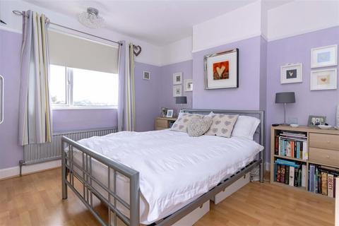 184 Sompting Road, Worthing, BN14 9EY