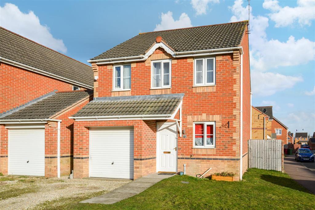 Bedford Way, Scunthorpe 3 bed detached house £165,000