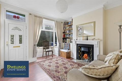 98 Ferry Street, Burton-on-trent, DE15 9EY