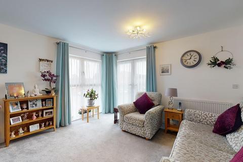 Flat 5, Pinewood House, 10 Defiant Close, Hawkinge, Folkestone, CT18 7SU