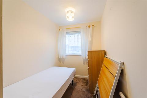 40 Burden Way, Guildford, GU2 9RD