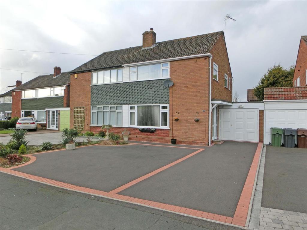 Mayhurst Road 25 front.jpg