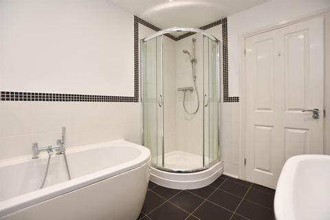 Flat 4, 2 Anglesea Terrace, St Leonards-on-sea, TN38 0QS