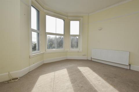 Flat 4, 2 Anglesea Terrace, St Leonards-on-sea, TN38 0QS