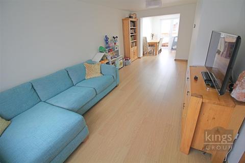 108 Perry Spring, Harlow, CM17 9DJ