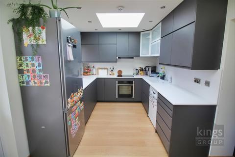 108 Perry Spring, Harlow, CM17 9DJ