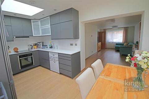 108 Perry Spring, Harlow, CM17 9DJ