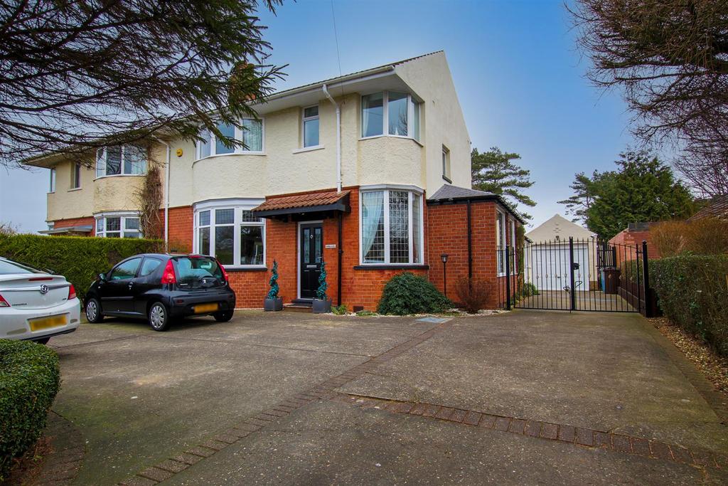 Rolston Road, Hornsea 3 bed semidetached house £329,950