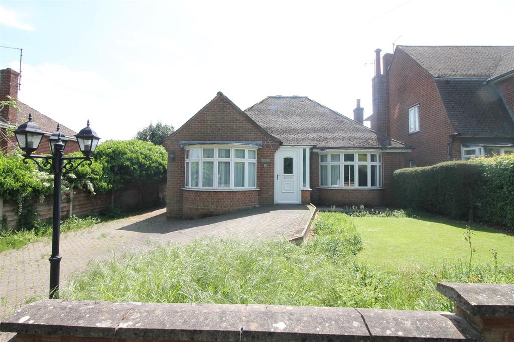 Staverton Road, Daventry 2 bed house £305,000