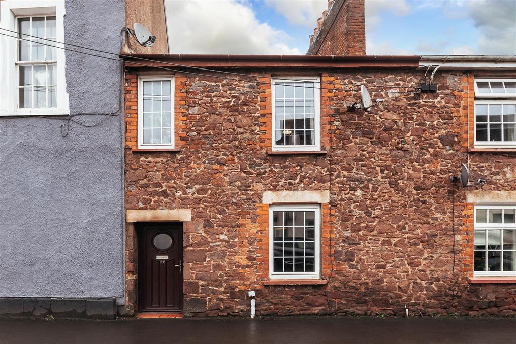 East Street, Crediton 3 bed terraced house £225,000