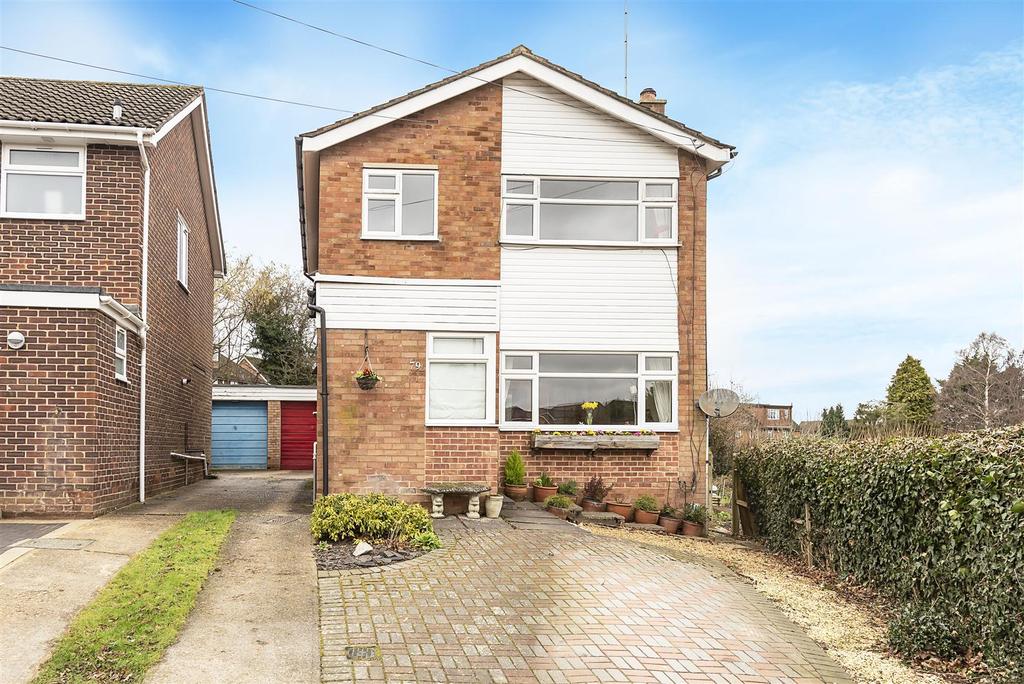 Harpenden Rise, Harpenden 3 bed detached house - £775,000