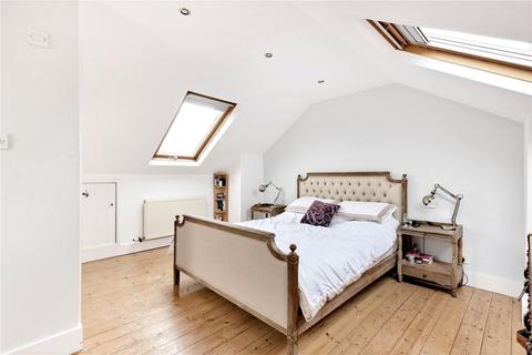 18 Moorend Crescent, Cheltenham, GL53 0EL