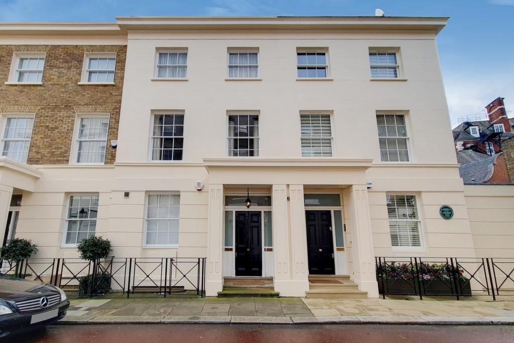 York Terrace East, Marylebone NW1 4 bed terraced house £10,000 pcm (£