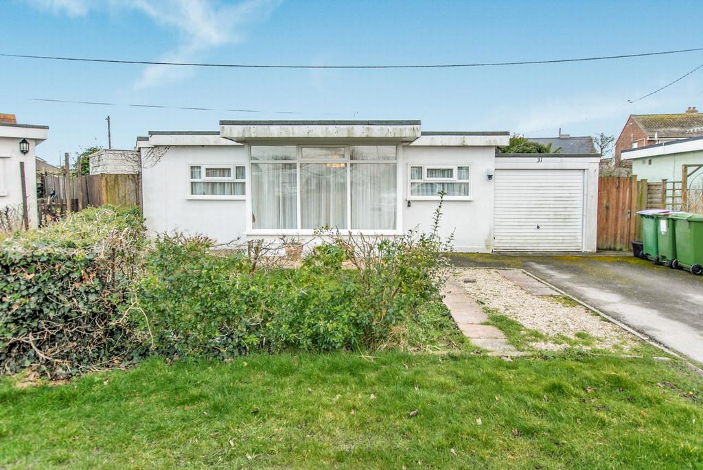 Links Crescent, St Mary's Bay, TN29 2 bed bungalow £220,000