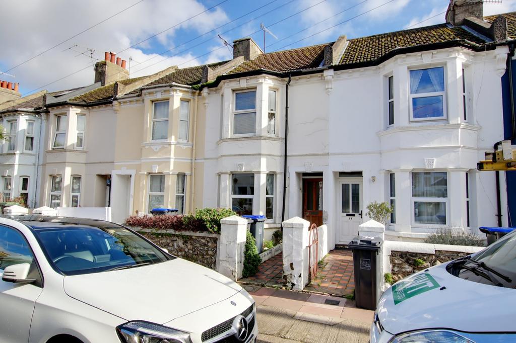 King Street, Worthing, BN14 2 bed terraced house - £325,000