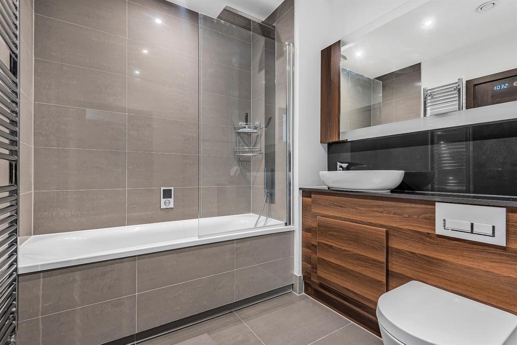 Apartment in Reading - More